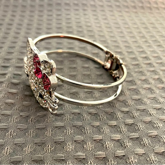 Hello Kitty Rhinestone Bracelet - Picture 2 of 4